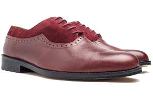 BURGUNDY  DUAL TEXTURED LACE UP
